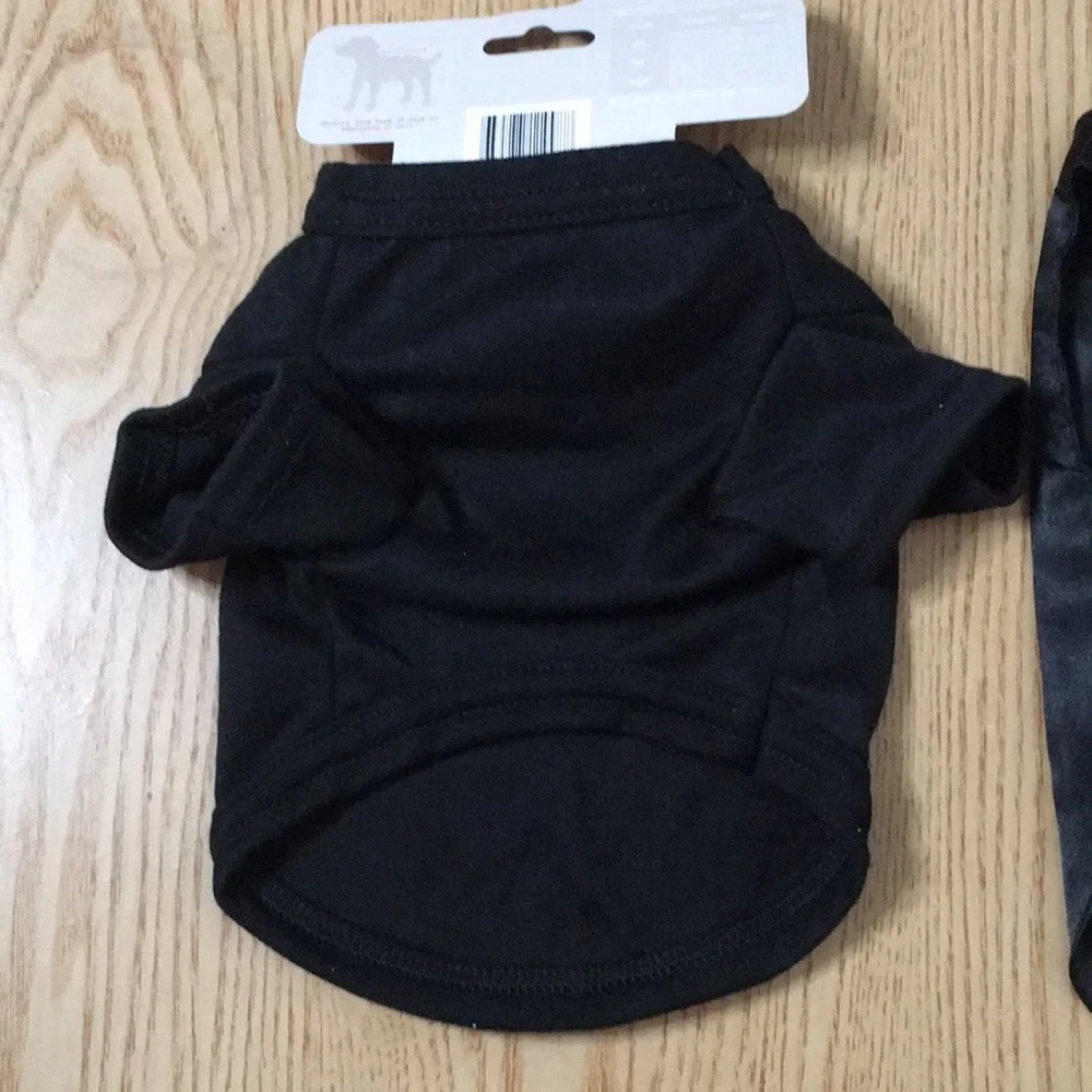 Bundle Of 2 Doggie T-shirt & Costume Small/Medium 6 1/4-1/2” Waist 8 1/2” Length